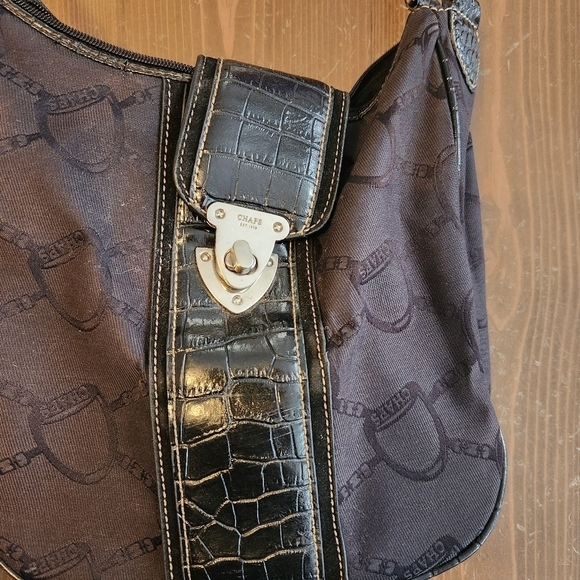 Chaps Black Shoulder Carry Zip Purse Bag With Double Mirror And Holders - Picture 3 of 16